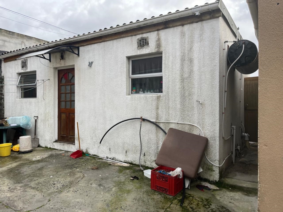 2 Bedroom Property for Sale in Strandfontein Western Cape